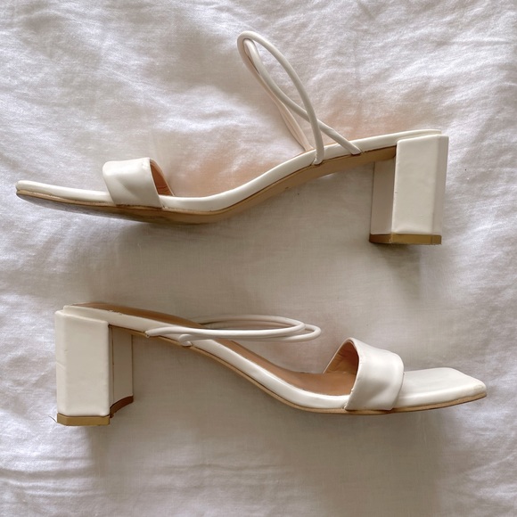 Beautiful square toe kitten heels - white - Picture 8 of 11